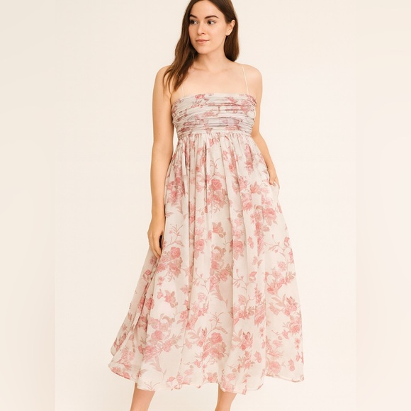 Forever 21 Dresses & Skirts - Forever 21 Strapless Floral Dress in Pink and Cream